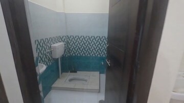 Bathroom in 3 BHK Villa at Gomti Nagar – for Rent