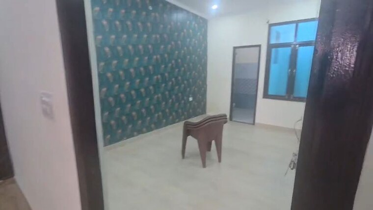 Room, gomti nagar 3 Bedroom 1200 Sq.Ft. Villa In Gomti Nagar Lucknow 9920841