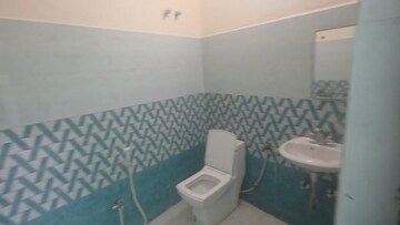 Bathroom in 3 BHK Villa at Gomti Nagar – for Rent