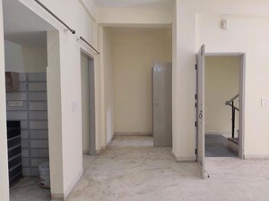 Building Lobby in 3 BHK Builder Floor at Ansal Sushant Floors, Sushant Lok ii – for Sale