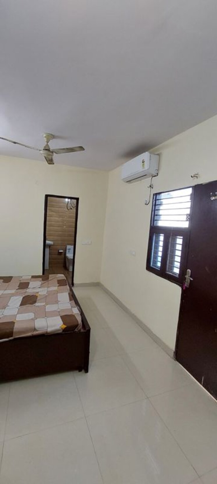 Kitchen, ansal-plaza-sector-23 2 Bedroom 1200 Sq.Ft. Builder Floor In Sector 23 Gurgaon 9920854