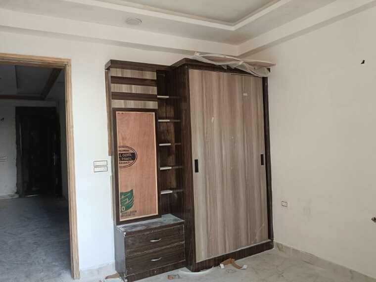 undefined, sector 73 2 Bedroom 1000 Sq.Ft. Builder Floor In Sector 73 Noida 9920866