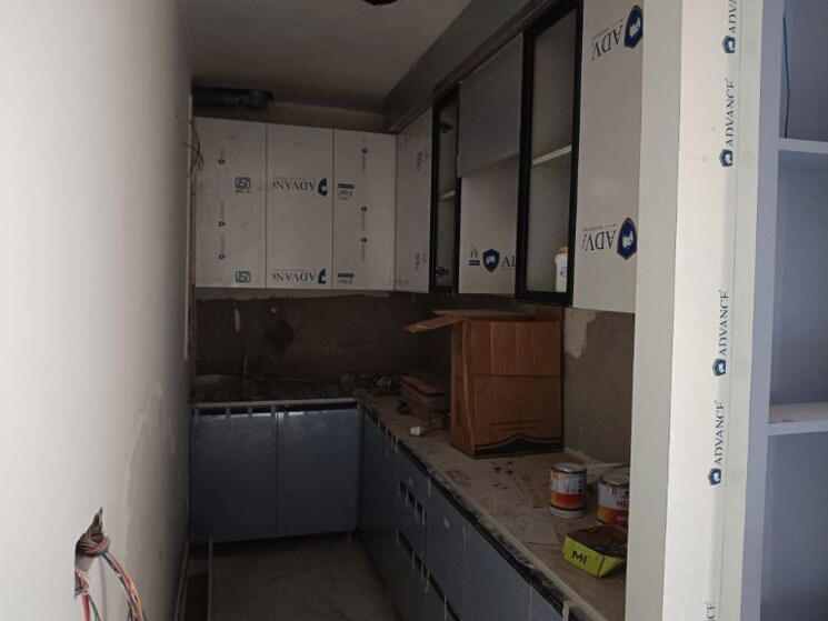 Kitchen, sector 73 2 Bedroom 1000 Sq.Ft. Builder Floor In Sector 73 Noida 9920866