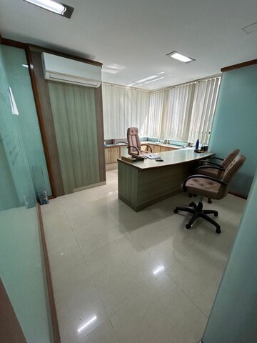  Office Space For Rent in Agarwal Golden Chambers, Andheri West