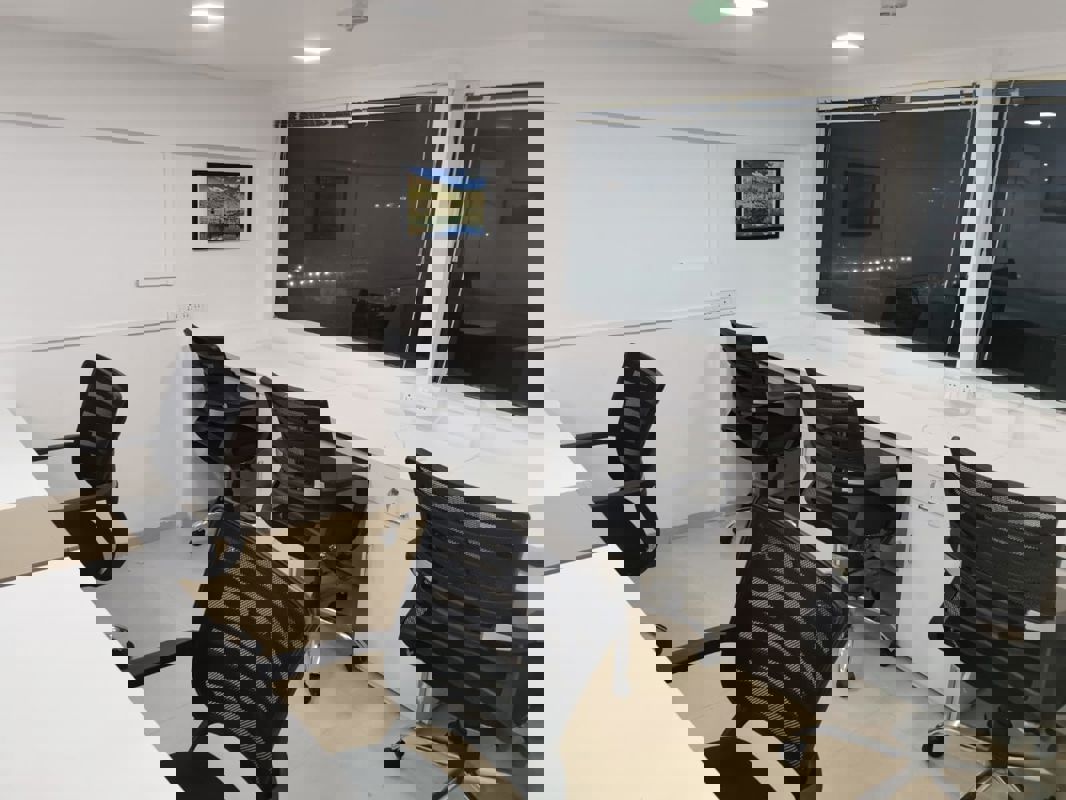 Office Space For Rent in Crystal Paradise