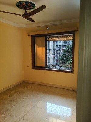 Room in 1 BHK Apartment at Sankeshwar Residency, Kalyan West – for Sale