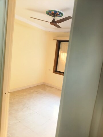 Room in 1 BHK Apartment at Sankeshwar Residency, Kalyan West – for Sale