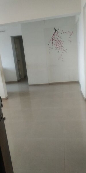 Room in 2 BHK Apartment at Lanke Palm Avenue, Wakad – for Rent