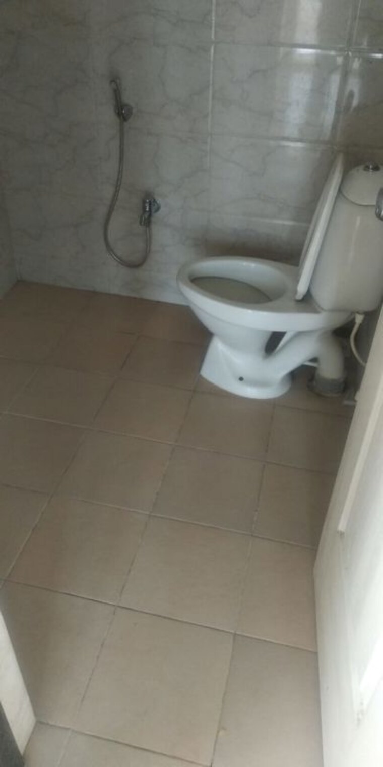 Bathroom, lanke-palm-avenue 2 Bedroom 842 Sq.Ft. Apartment In Wakad Pune 9920914