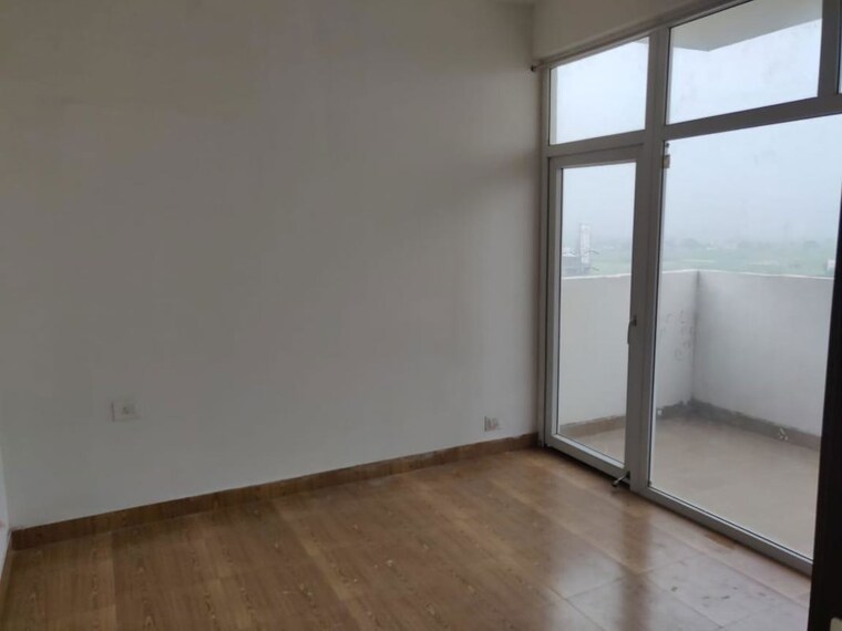 Room, tulip-lemon 2 Bedroom 526 Sq.Ft. Apartment In Sector 69 Gurgaon 9920941