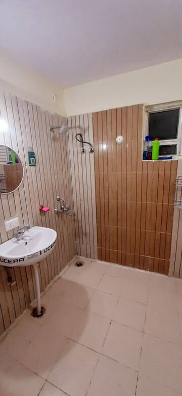 Bathroom in 2 BHK Apartment at Gomti Nagar – for Rent