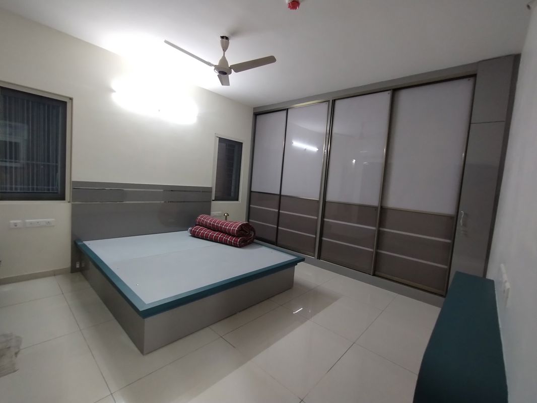 3 BHK + Pooja Room Apartment For Rent in Aparna Serene Park