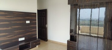 Staircase in 4 BHK Apartment at Arun Vihar, Sector 29 – for Rent