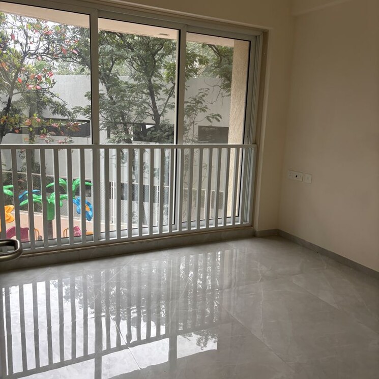 Balcony, mulund west 3 Bedroom 835 Sq.Ft. Apartment In Mulund West Mumbai 9920969