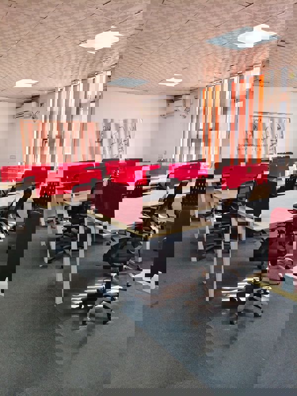 Office Space For Rent in Sector 63