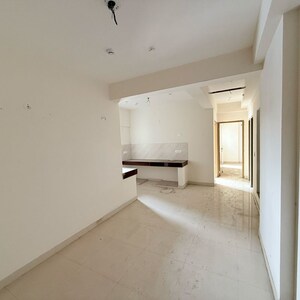 Room in 2 BHK Apartment at Pareena Micasa, Nurpur Jharsa – for Rent