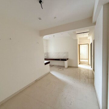 Room in 2 BHK Apartment at Pareena Micasa, Nurpur Jharsa – for Rent