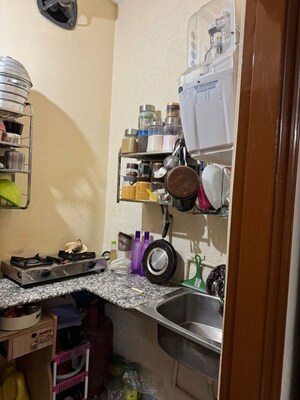 Master Bedroom in 1 BHK Builder Floor at Sector 48 – for Rent