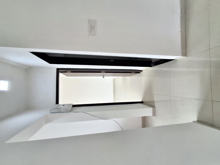 Room, uk-iridium 1 Bedroom 410 Sq.Ft. Apartment In Kandivali East Mumbai 9920990