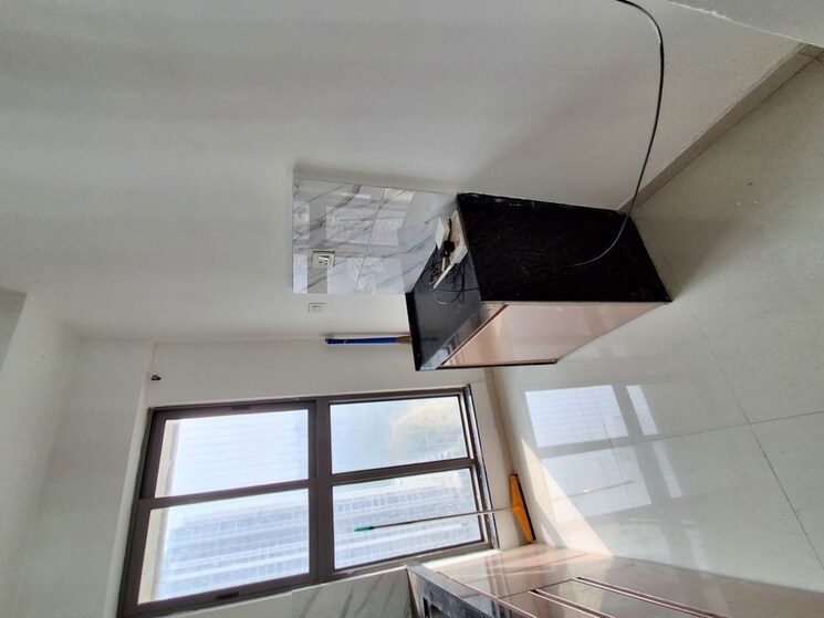 Team Area, uk-iridium 1 Bedroom 410 Sq.Ft. Apartment In Kandivali East Mumbai 9920990