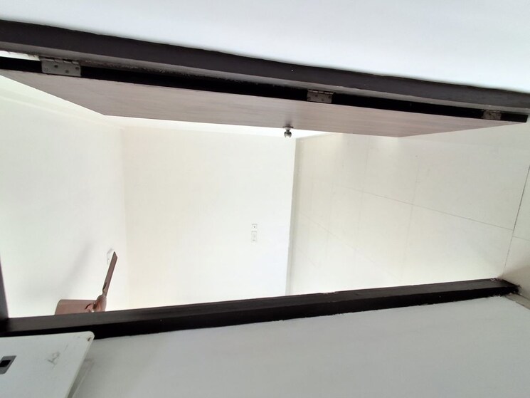 Room, uk-iridium 1 Bedroom 410 Sq.Ft. Apartment In Kandivali East Mumbai 9920990