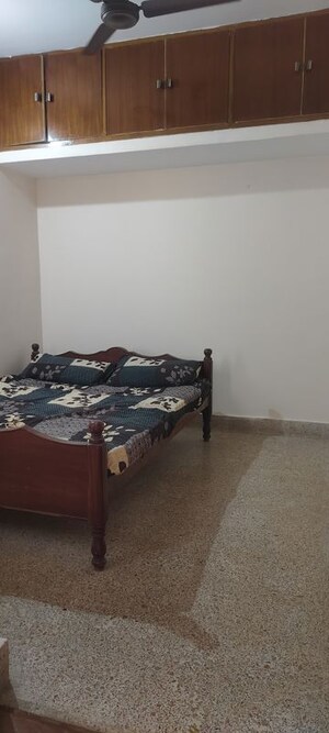 Bedroom in 1 BHK Builder Floor at Jeevan Bima Nagar – for Rent