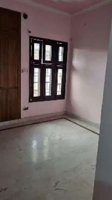 Bedroom in 2 BHK Apartment at Beliaghata – for Rent