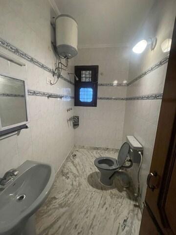Bathroom in 3 BHK Builder Floor at Sector 34 – for Rent