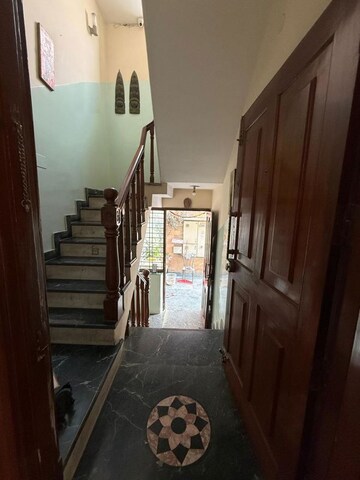 Parking in 6+ BHK Independent House at Greenwood City, Sector 40 – for Sale