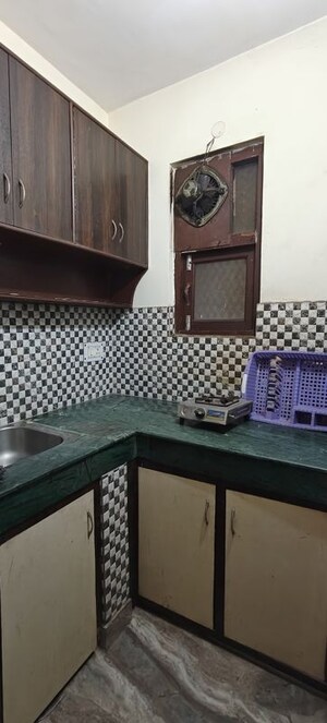 Kitchen in 1 BHK Builder Floor at Pandav Nagar – for Rent