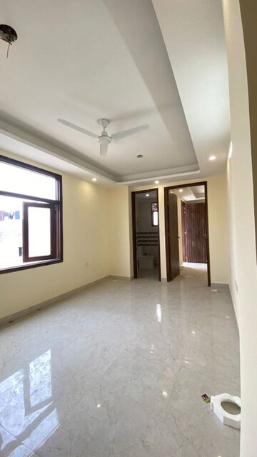 2 BHK Builder Floor For Rent in Saket
