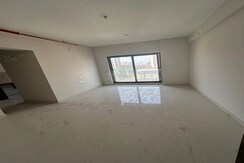 1 BHK + Servant Room Apartment For Sale in Kanakia Spaces Zen World