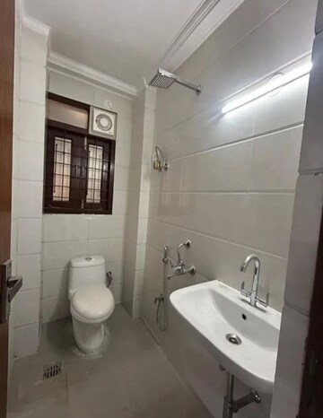 Bathroom in 2 BHK Builder Floor at Saket – for Rent