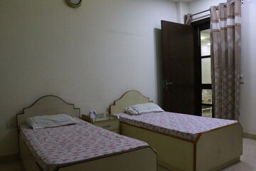 Bedroom in 6 BHK Independent House at RWA Residential Society Sector 46, Sector 46 – for Sale