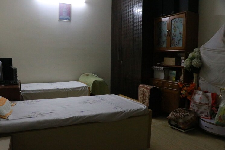 Bedroom, rwa-residential-society-sector-46 6 Bedroom 6000 Sq.Ft. Independent House In Sector 46 Gurgaon 9921083