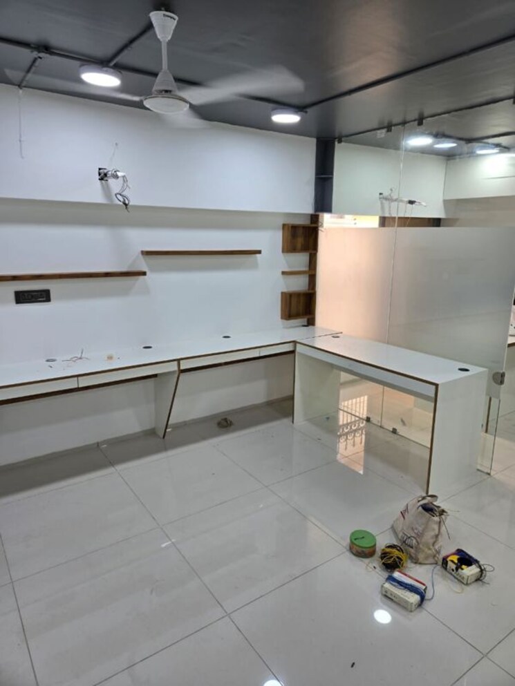 Team Area, basil-krupal-pathshala-city-centre Commercial Office Space 987 Sq.Ft. In Ellisbridge Ahmedabad 9921086