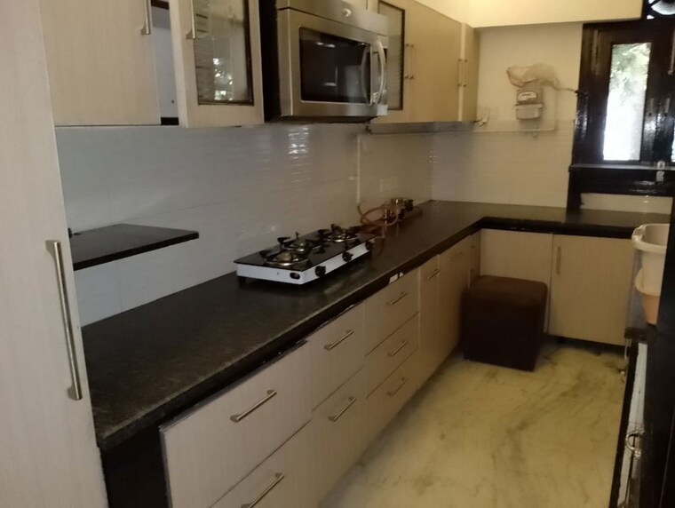 Kitchen, sector 33 4 Bedroom 2500 Sq.Ft. Builder Floor In Sector 33 Chandigarh 9921094