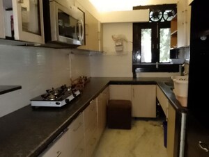 Kitchen in 4 BHK Builder Floor at Sector 33 – for Rent