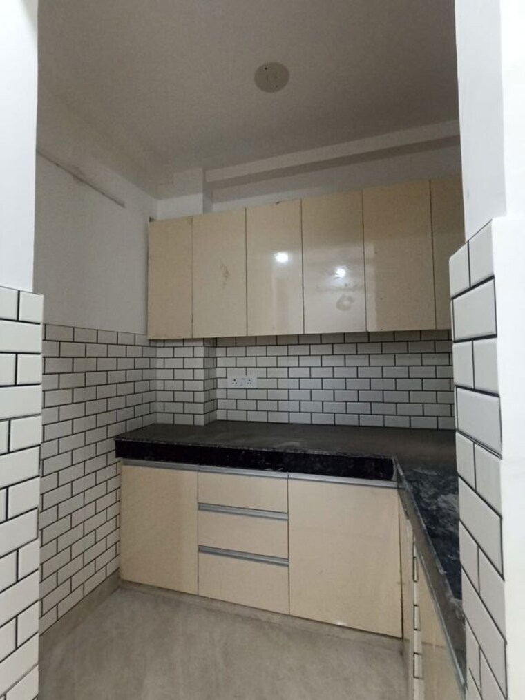 Kitchen, saket 2 Bedroom 950 Sq.Ft. Builder Floor In Saket Delhi 9921105