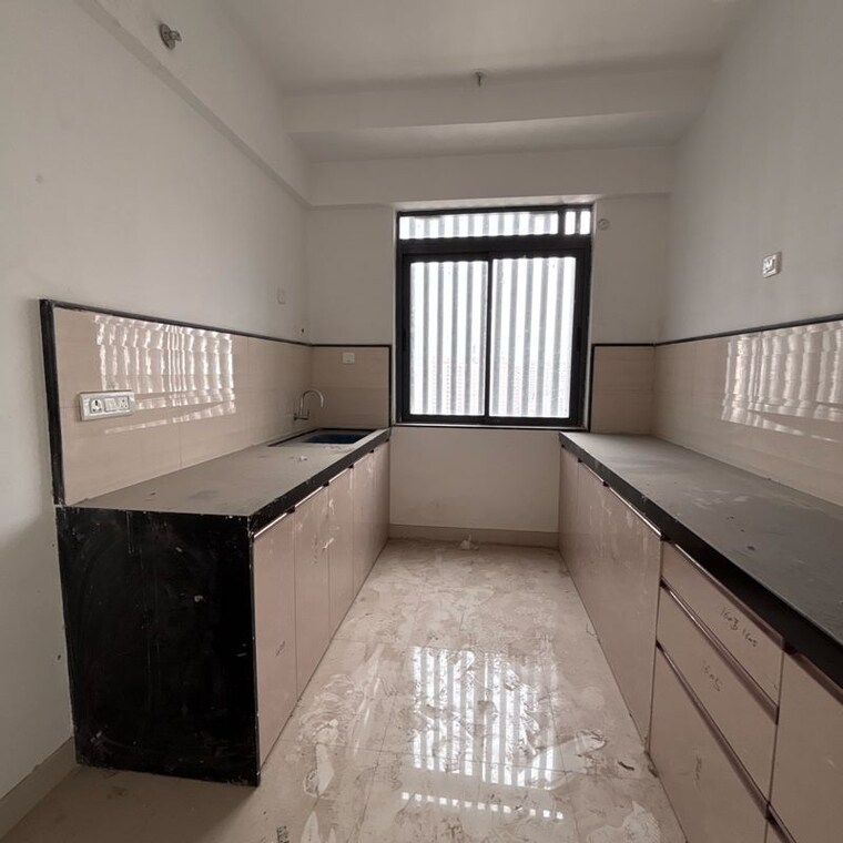 Kitchen, dynamix-divum 2 Bedroom 757 Sq.Ft. Apartment In Riddhi Gardens Mumbai 9921119