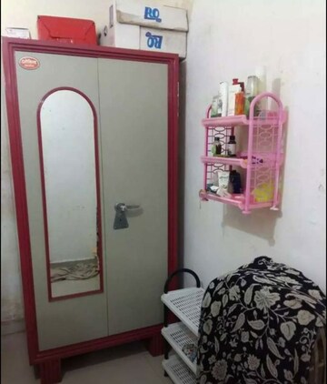 Bedroom in 1 BHK Apartment at Gomti Nagar – for Rent