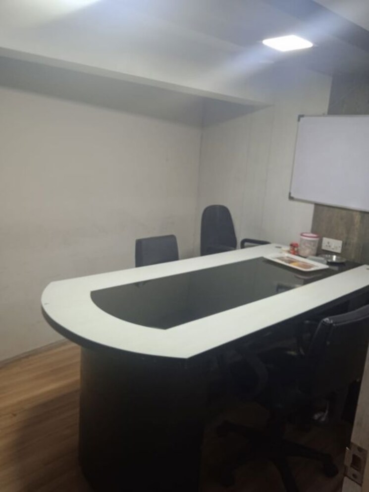 Team Area, bbd bagh Commercial Office Space 800 Sq.Ft. In Bbd Bagh Kolkata 9921140