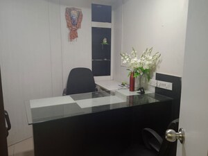  Office Space For Rent in Bbd Bagh
