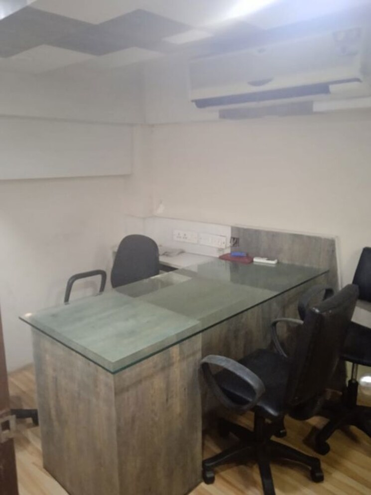 Team Area, bbd bagh Commercial Office Space 800 Sq.Ft. In Bbd Bagh Kolkata 9921140