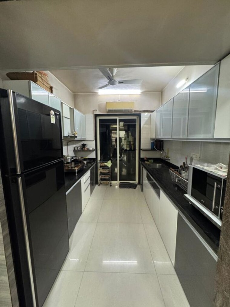 Kitchen, regency-heights 3 Bedroom 1530 Sq.Ft. Apartment In Ghodbunder Road Thane 9921175