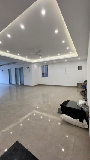 Parking in  Office Space at East Of Kailash – for Rent