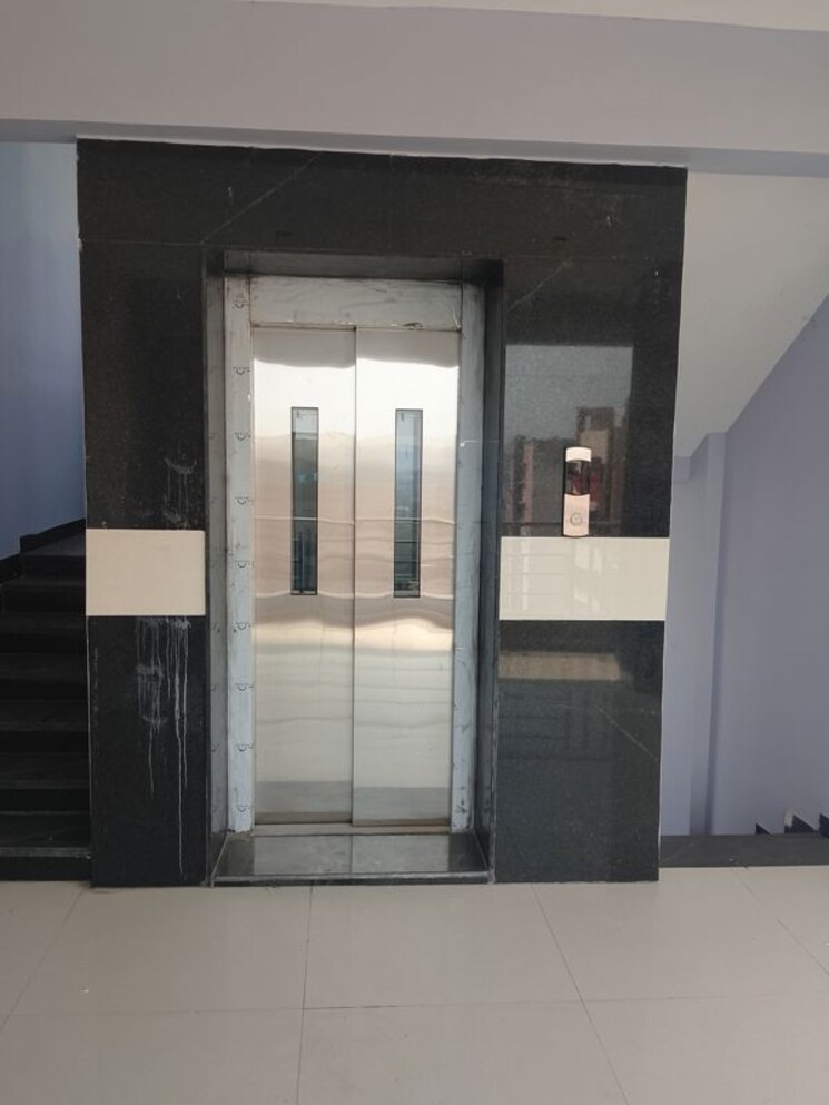 undefined, madhurawada 3 Bedroom 2050 Sq.Ft. Apartment In Madhurawada Vizag 9905340