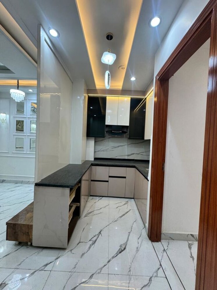 undefined, uttam nagar 3 Bedroom 90 Sq.Yd. Builder Floor In Uttam Nagar Delhi 9921193