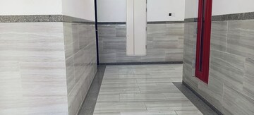 Room in 3 BHK Apartment at Kalpataru Radiance, Goregaon West – for Rent