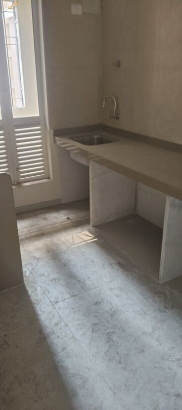 Room in 2 BHK Apartment at Dosti West County, Balkum Pada – for Rent